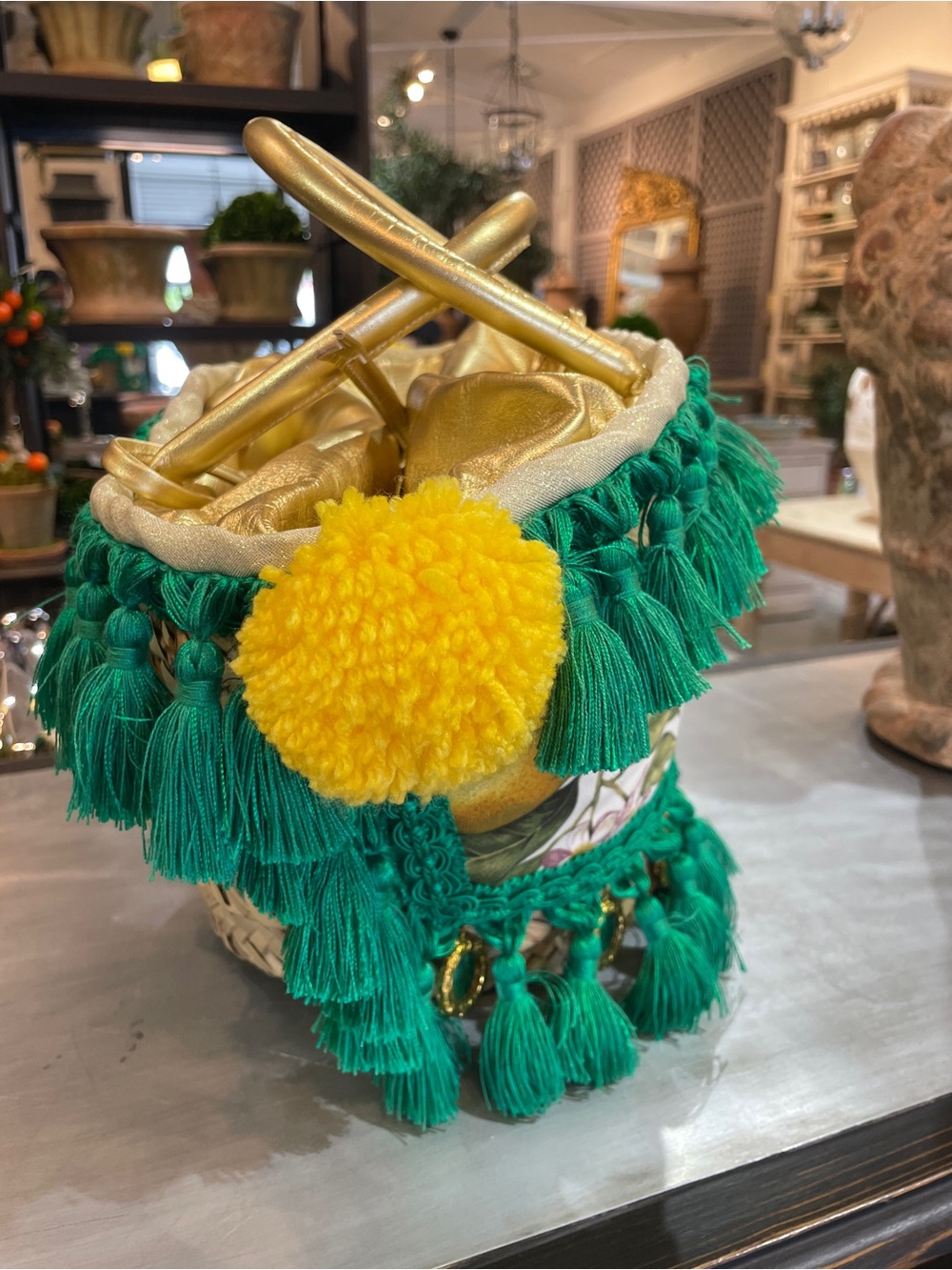 Tizzini x Authentic Provence Woven Straw Tassel Tote Bag in Green & Yellow, Ital - Picture 3 of 10